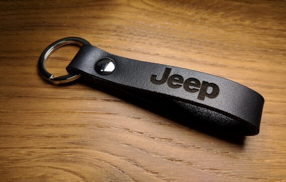 DEWEST Replacement for Genuine Leather Car Logo Keychain for Jeep Cherokee Compass Grand Cherokee Patriot Renegade Wrangler Business Presents Keychains for Women and Men Jeep Keychain
