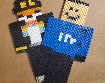 pic Quackity Mc Skin homemade perler bead keychains in chino