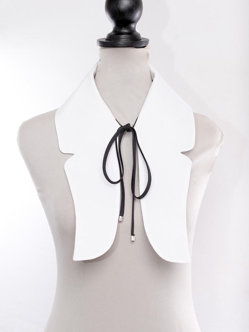 BUTTERFLY Colletto staccabile in popeline di cotone bianco: regalo di alta moda per lei immagine 3
