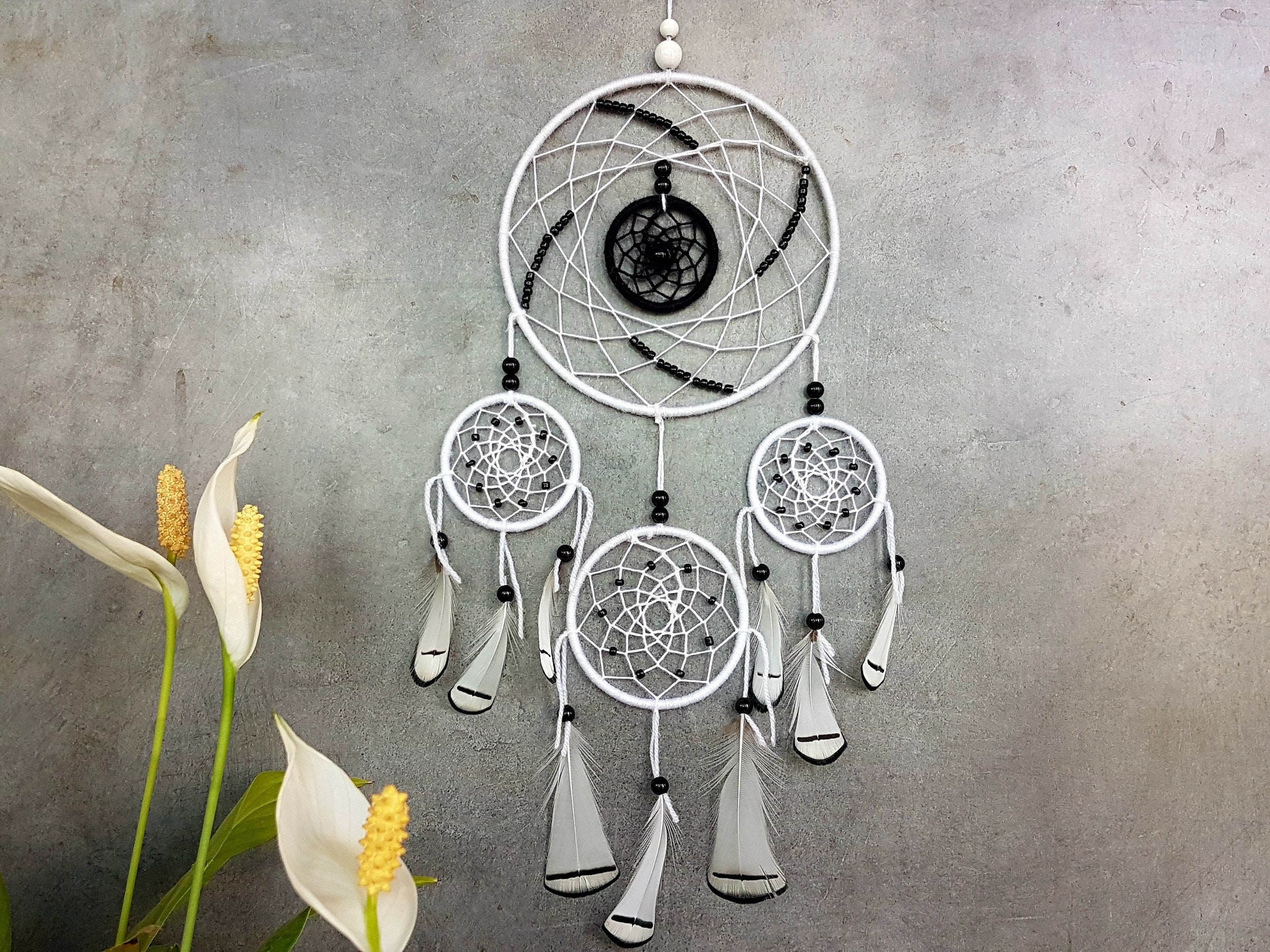 Attrape Rêves, Fait Main, Dreamcatcher, Blanc et Noir, Plumes de Faisan, Décor Mural/Taille Réelle 4