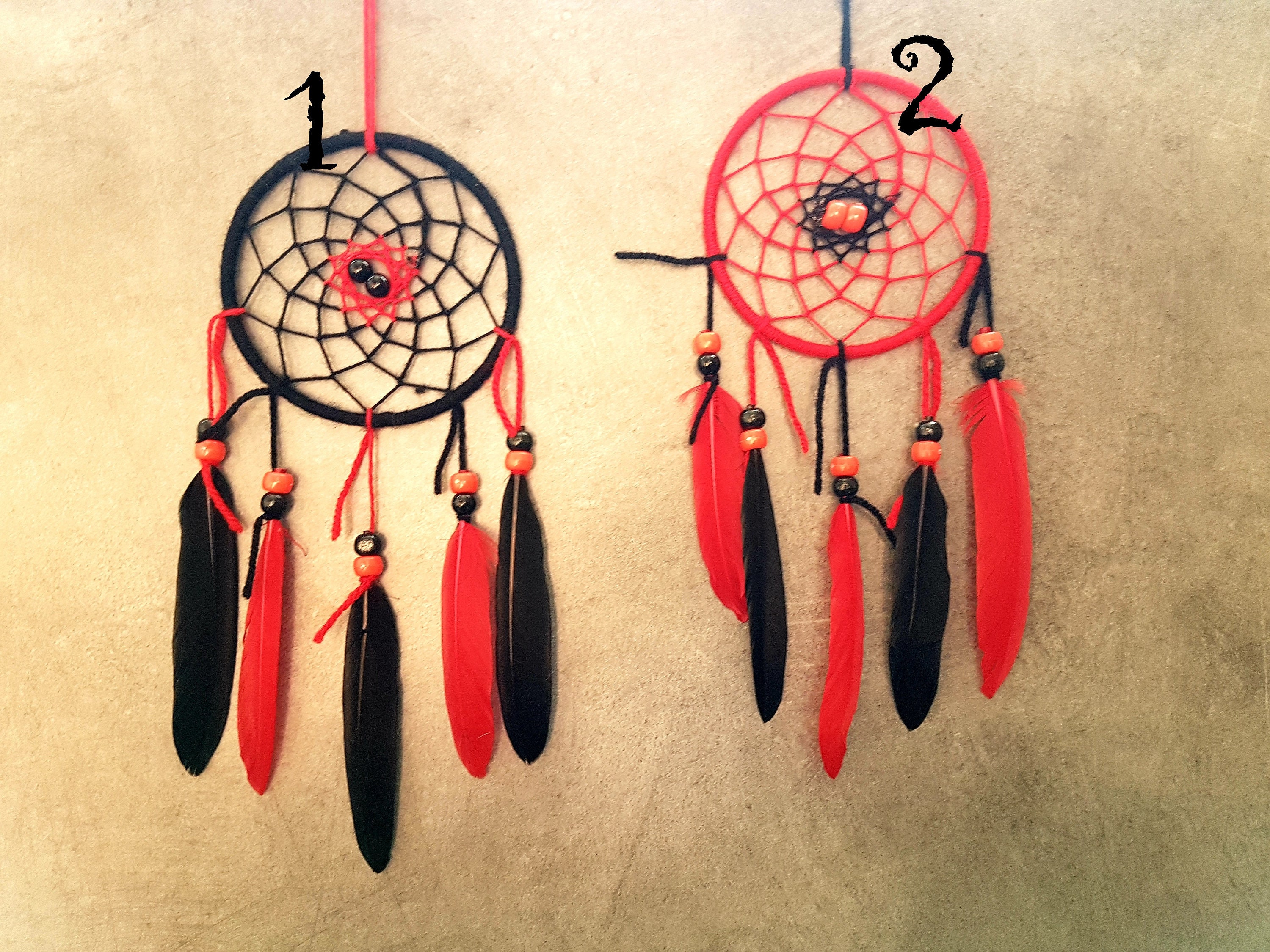 Attrape Rêves, Fait Main, Dreamcatcher, Rouge et Noir/Taille Réelle 25 cm