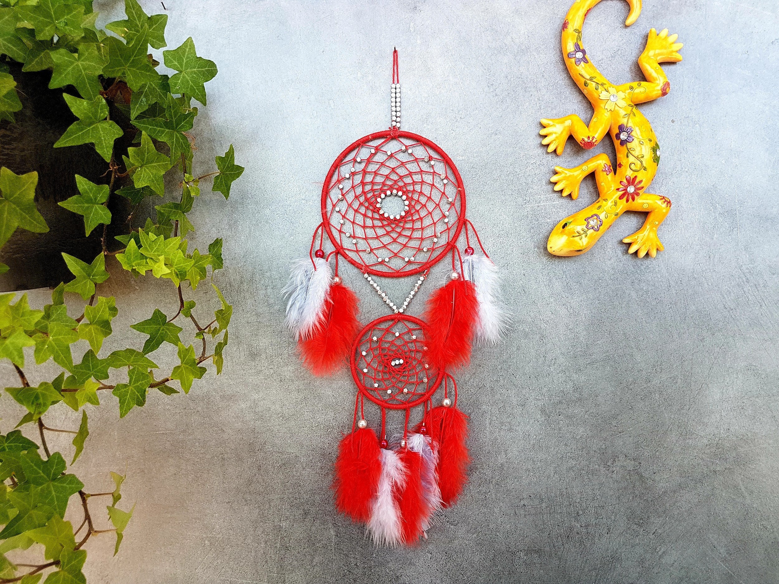 Attrape Rêves, Fait Main, Dreamcatcher, Rouge et Gris, Décor Mural/Taille Réelle 35 cm