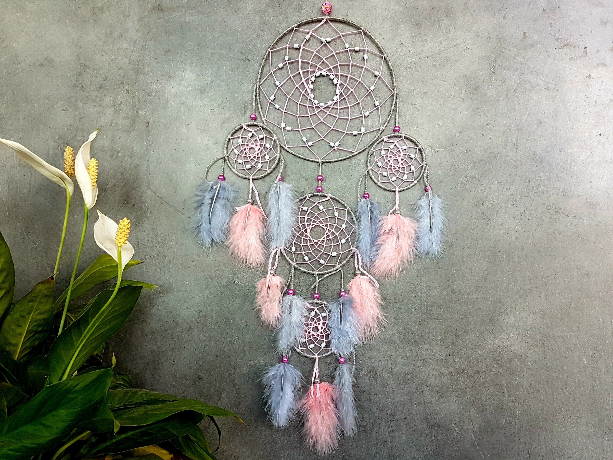 Attrape Rêves, Fait Main, Dreamcatcher, Gris et Rose, Décor Mural/Taille Réelle 55 cm