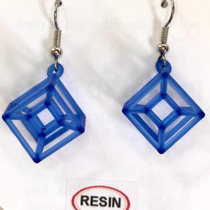 Hypercube / Tesseract 3D-geprinte harsdruppeloorbellen, gemaakt met wiskunde en code