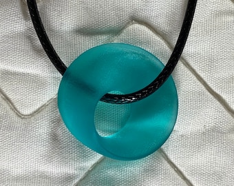 Möbius loop pendant necklace, 3d printed, made with math & code