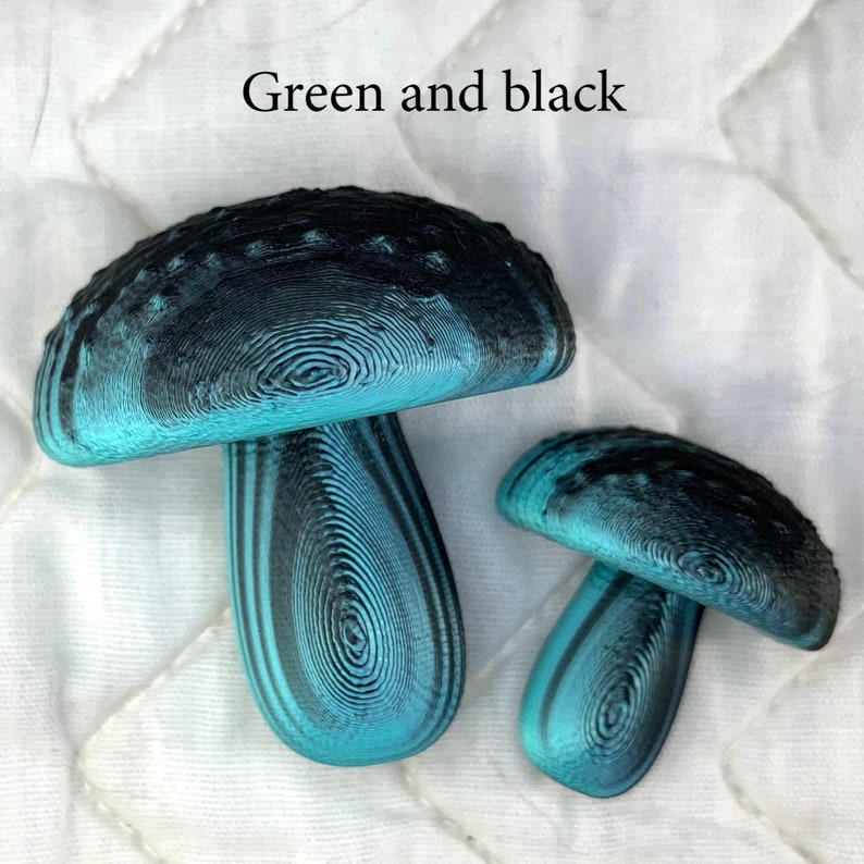 3d-printed Mushroom magnets in 2 sizes Green and black