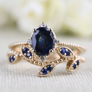 Blue Sapphire Vintage Engagement Ring Oval Sapphire ,white Diamond , Solid 14k Yellow Gold Bridal Set image 2