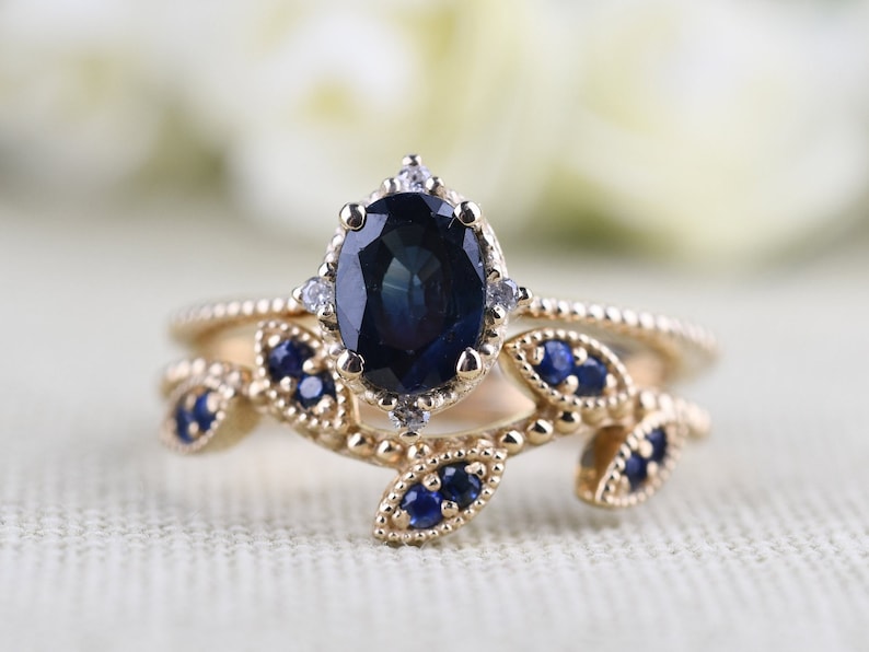 Blue Sapphire Vintage Engagement Ring Oval Sapphire ,white Diamond , Solid 14k Yellow Gold Bridal Set image 2