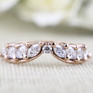 Both Side Leaf V Shape Wedding Band 14k Solid Gold Moissanite Diamond Ring