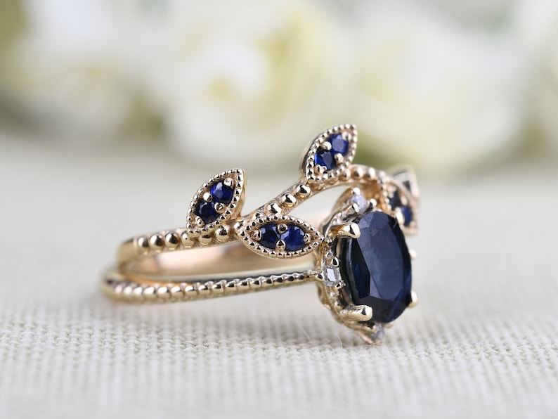 Blue Sapphire Vintage Engagement Ring Oval Sapphire ,white Diamond , Solid 14k Yellow Gold Bridal Set image 4