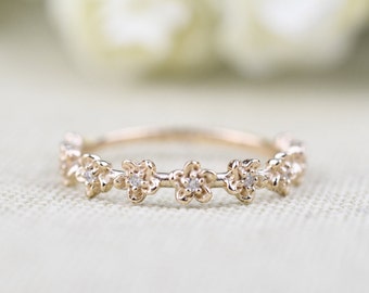 Adorable Floral Diamond ring 14k solid gold wedding band