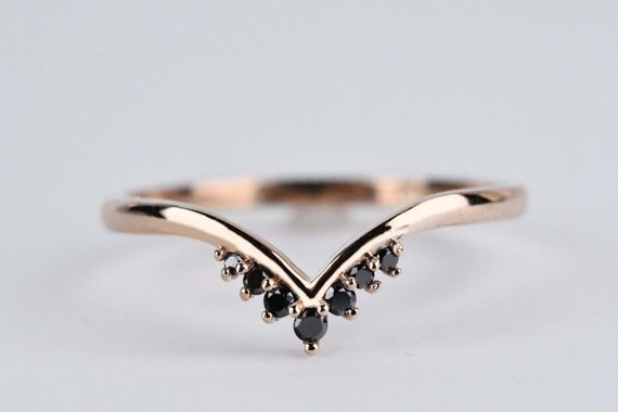 tiara wedding band