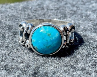 Kingman Turquoise Ring with 10 mm Gemstone, Real Turquoise Ring, Sterling Silver Jewelry, Birthday Gift for Best Friend, Size 6 or 8