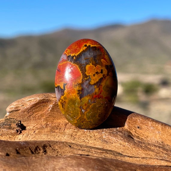Moroccan Seam Agate Cabochon 27.5 x 19.1 mm Oval Cabochon Gemstone Jewelry Supplies 23.3 carats Moroccan Seam Agate Cabochon 27.5 x 19.1 mm Oval Cabochon Gemstone Jewelry Supplies 23.3 carats