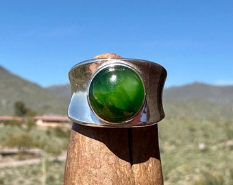 Modern Jade Ring with 10 mm Gemstone, Sterling Silver Jewelry, Nephrite Jade Stone Ring, 12th Anniversary Gift for Wife, Size 7
