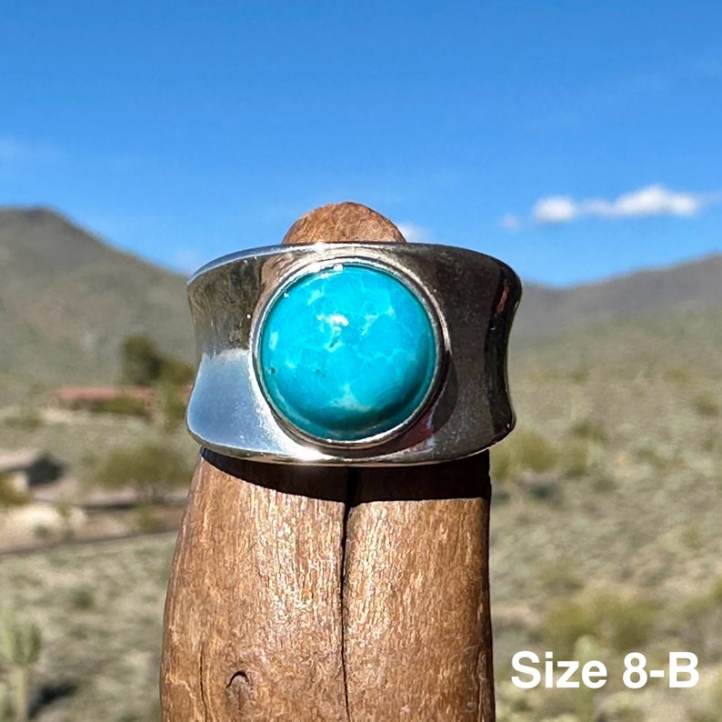 Modern Turquoise Ring with 10mm Kingman Turquoise Gemstone, Sterling Silver Jewelry, 30th Birthday Gift for Friend, Size 7 or 8 image 1