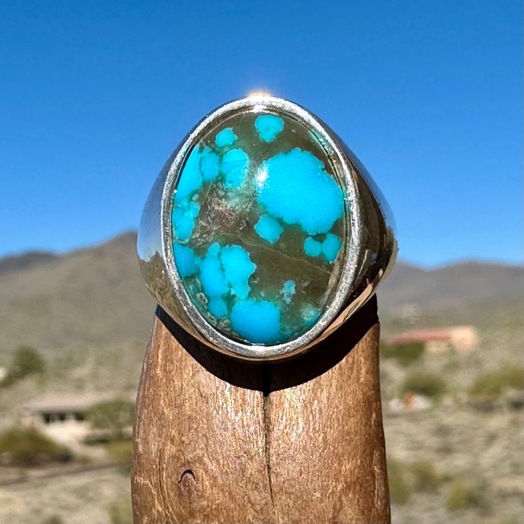 Mens Turquoise Ring With 18 X 13 Mm Kingman Turquoise Gemstone