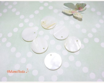 Set of 6 flat round mother-of-pearl beads Ø 20mm Color white REF:PE/04