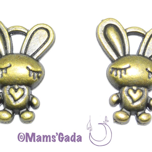 Lot de 4 breloques/pendentif/charms Motif Lapin avec Coeur couleur Bronze REF:B/130