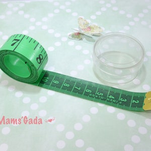 1 Metre to Couture Ribbon/ Seamstress's metre with his box vert ref: 5/102