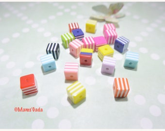 Lot of 20 acrylic beads in the shape of Dice/cube striped 8x8mm COLOR mix REF:PE/03