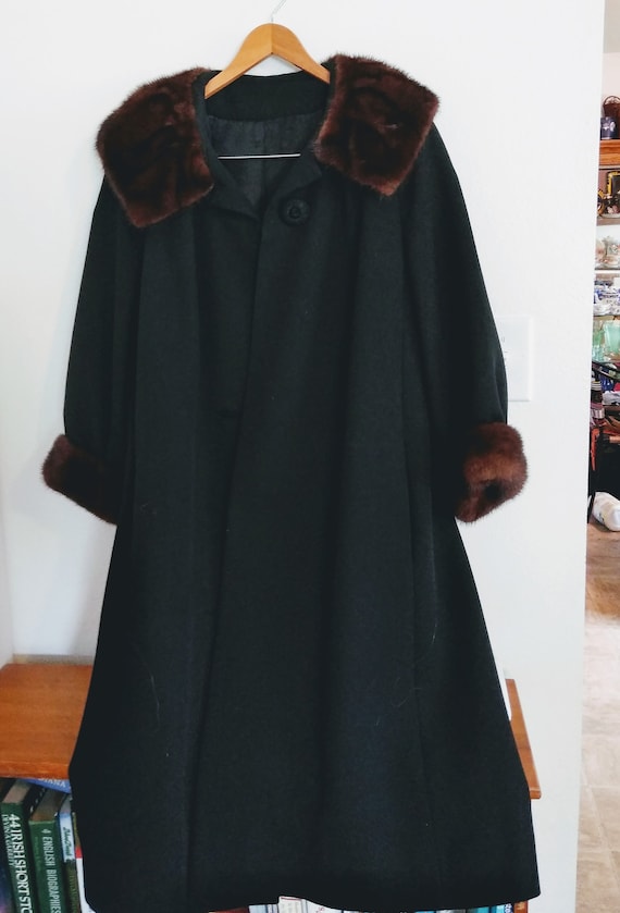 Classic Vintage Hollywood Coat