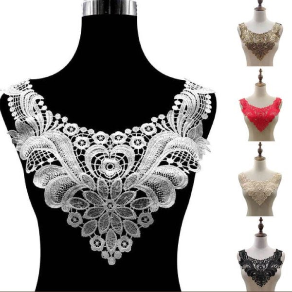 Lace Collar Plastron Neckline, Arabesque Flower / Black, White, Beige or Red ** 32 x 32 cm ** Sewing Applique - CD40