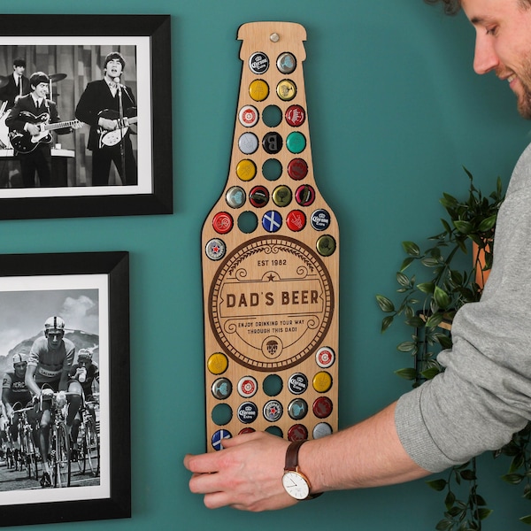 Arte da parete personalizzata per bottiglie di birra per la casa, collezionista di tappi di birra, porta tappi di bottiglia, decorazioni per caverne uomo, arte di tappi di bottiglia di birra, arte da parete di tappi di bottiglia