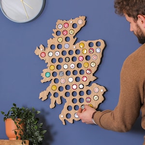Art mural personnalisé de carte de casquette de bière d'Ecosse, collectionneur de casquette de bière, support de casquette de bière, cadeau d'amant de bière, carte de casquette de bière, accessoires d'homme des cavernes