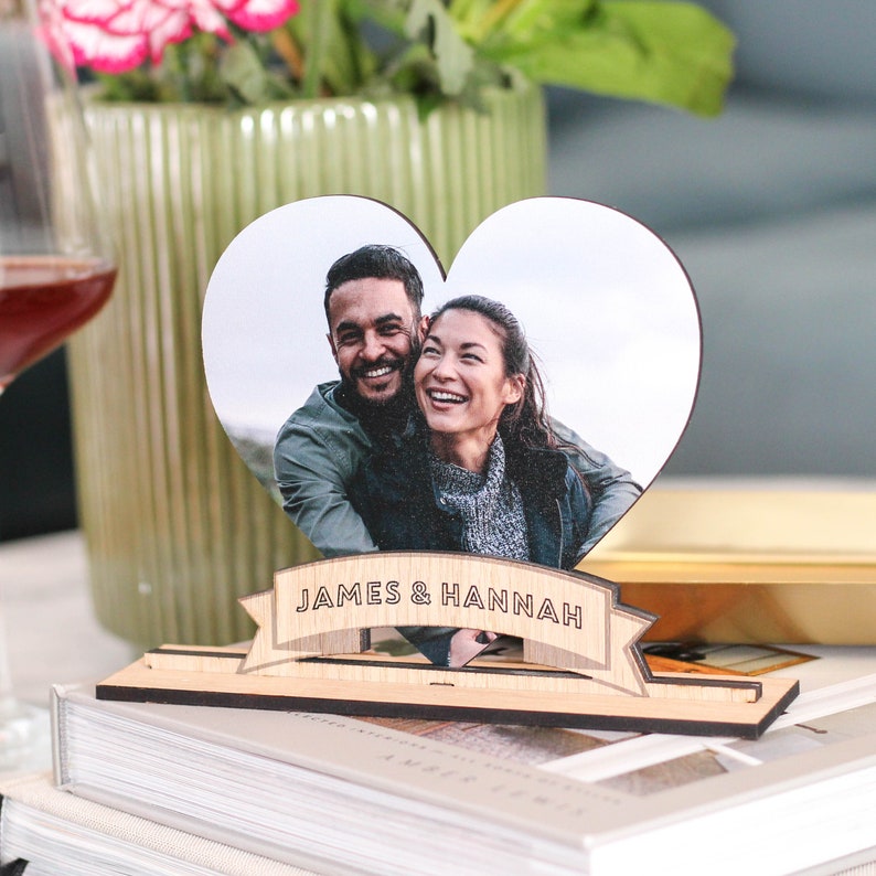 Personalised Heart Photo Frame Gift For Couples, Engraved Photo Frame, Wooden Picture Frame, Personalised Photo Frame, Valentines Day Gifts zdjęcie 8