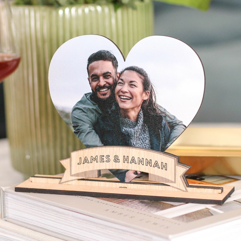 Personalised Heart Photo Frame Gift For Couples, Engraved Photo Frame, Wooden Picture Frame, Personalised Photo Frame, Valentines Day Gifts zdjęcie 9