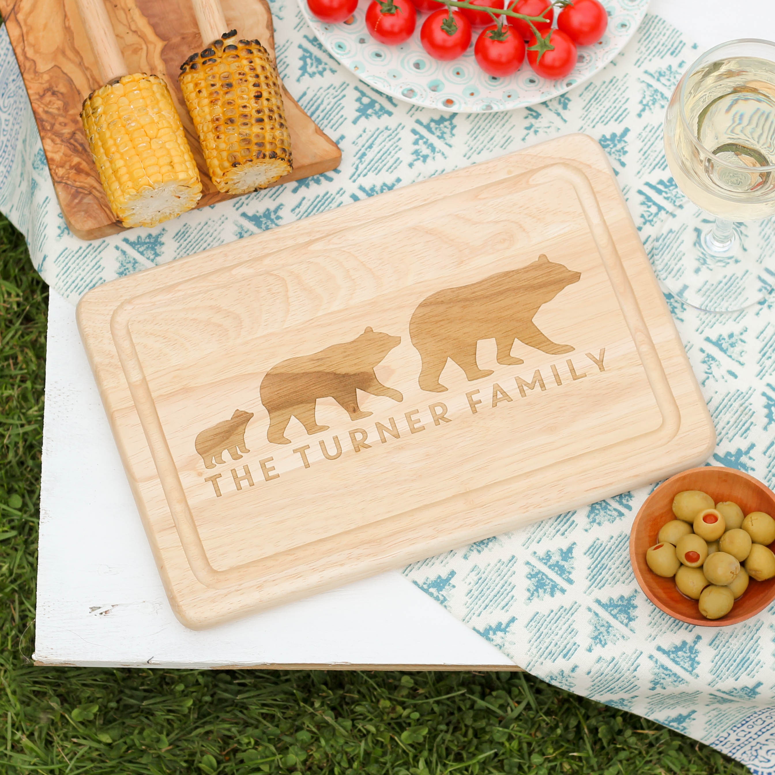 Personalised Bear Family Chopping Board, Wooden Chopping Board, Housewarming Gift First Home, Custom Charcuterie Board, Wood Name Board