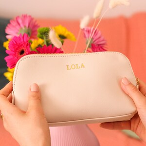 Personalised Makeup Storage Travel Bag Gift For Her | Premium & Customised Cosmetic Bags Or Toiletry Bags For Women Makes A Great Present