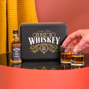 Personalised Whiskey Tin Gift Set, Whiskey Decanter Set Personalized, Whiskey Gift Set, Fathers Day Gift From Kids, Engraved Whiskey Set