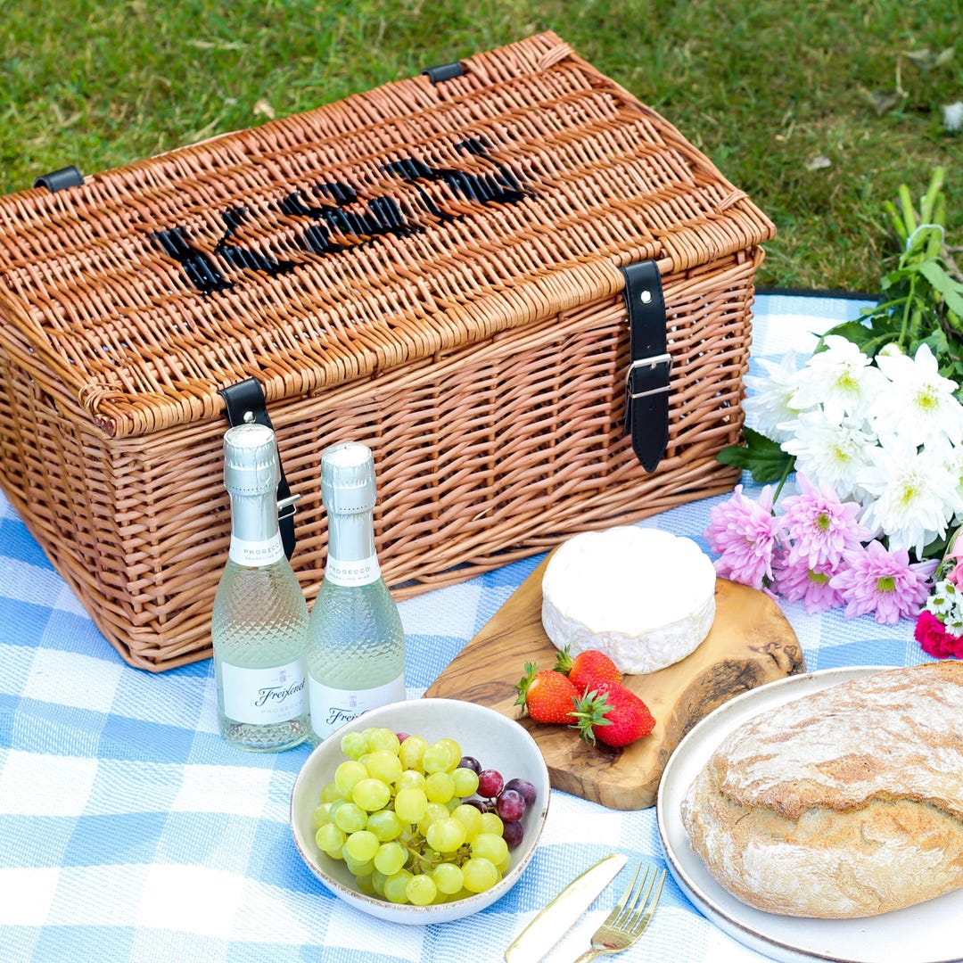 Personalised Picnic Hamper Gift for Couples Wedding or Anniversary ...