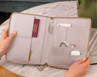 Personalised Women&#39;s Technology Travel Case Gift, Womens Travel Wallet, Travel Accessories, Technology Case, Mothers Day Gift, Gift For Mom