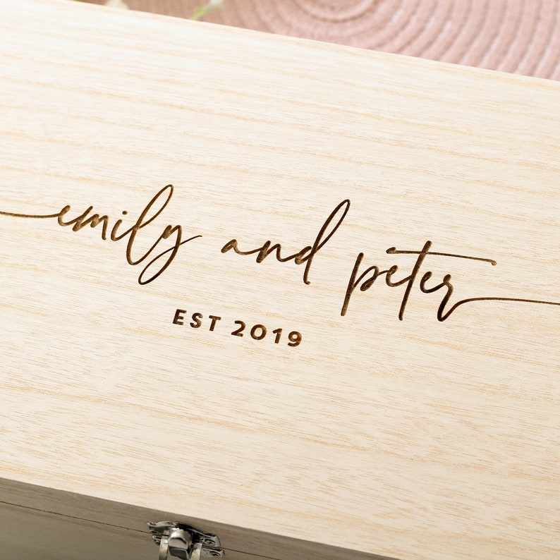 Personalised Couples Names Wedding Gift Keepsake Box, Personalized Wooden Keepsake Box, Wedding Memory Box, Engraved Memory Box, Couple Gift image 3