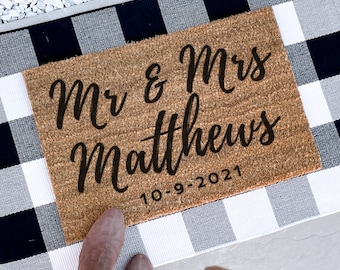 Personalised Mr And Mrs Door Mat, Personalized Door Mat, Custom Door Mat, Housewarming Gift, New Home Gift, Wedding Gift, Welcome Doormat