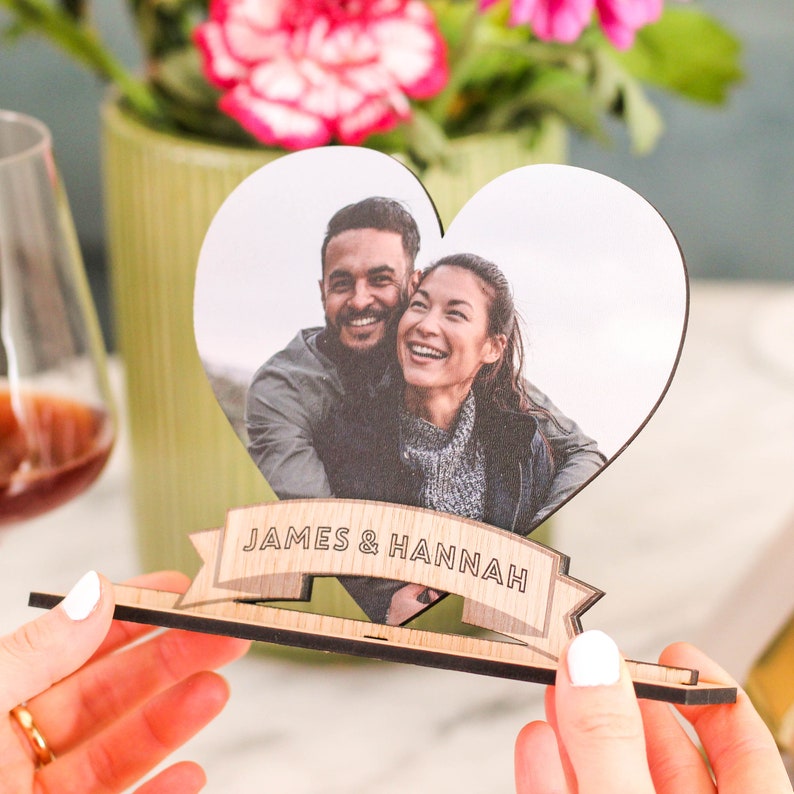 Personalised Heart Photo Frame Gift For Couples, Engraved Photo Frame, Wooden Picture Frame, Personalised Photo Frame, Valentines Day Gifts zdjęcie 5