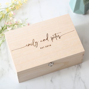 Personalised Couples Names Wedding Gift Keepsake Box, Personalized Wooden Keepsake Box, Wedding Memory Box, Engraved Memory Box, Couple Gift image 2