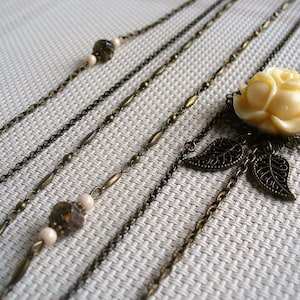Romantic multi-row necklace bronze, cream and yellow