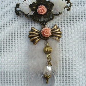 Broche couleurs bronze, saumon et blanche image 3