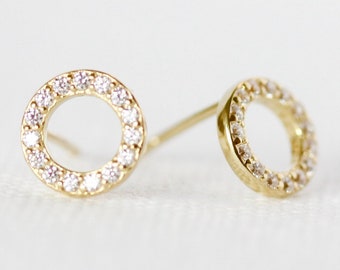Circle of Life ear studs with 30 zirconia 925 silver gold plated