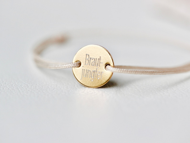 Bracelet d'amitié avec gravure, bracelet prénom, bracelet gravure, prénoms enfants, bracelet personnalisé, taille unique, initiales, minimaliste nude