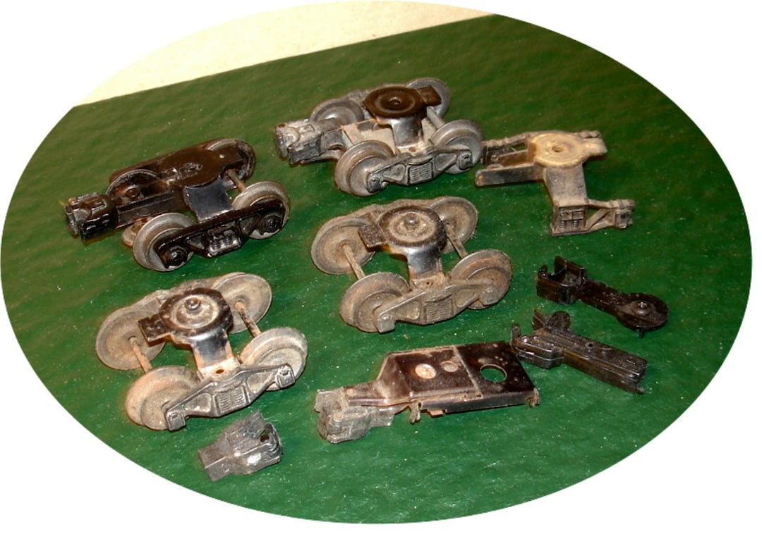 O SCALE Lot of 9 Misc Train WHEEL Sets, Couplers & Parts LIONEL Etsy