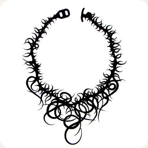 幾何学的デザイン ブラックラバーネックレス 幾何学的デザイン ブラックラバーネックレス