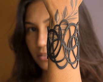 Lightweight Recycled Rubber Twist Bracelet- by Design Tun