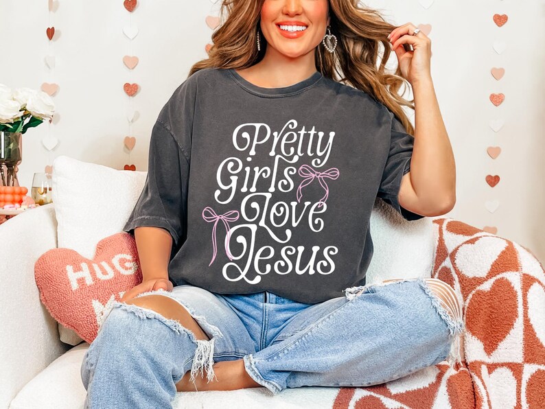pretty-girls-love-jesus-shirt-trendy-christian-tshirt-gift-faith-unisex