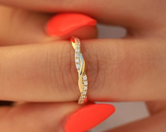 Infinity Twist Lab Diamond or Moissanite Wedding Band Womens 14K Solid Yellow Gold, Anniversary Gift For Her, Stackable Wedding Ring
