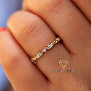 14K Gold Art-Deco Vintage Wedding Band Womens Unique Moissanite Band, Diamond and Arrow Shape Anniversary Band, Stacking Ring Gift For Her